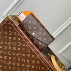 LV Wallets